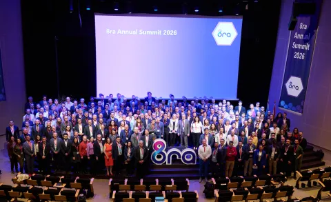 8ra summit Rotterdam family pic