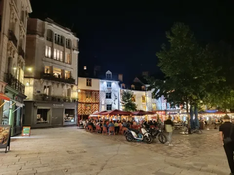 Rennes at night